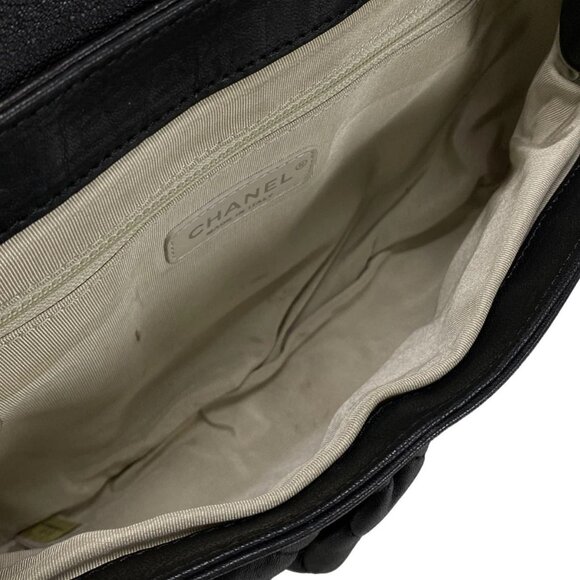 Auth CHANEL Chain Around / Matelasse A49889 Black Leather Shoulder Bag - Picture 13 of 16